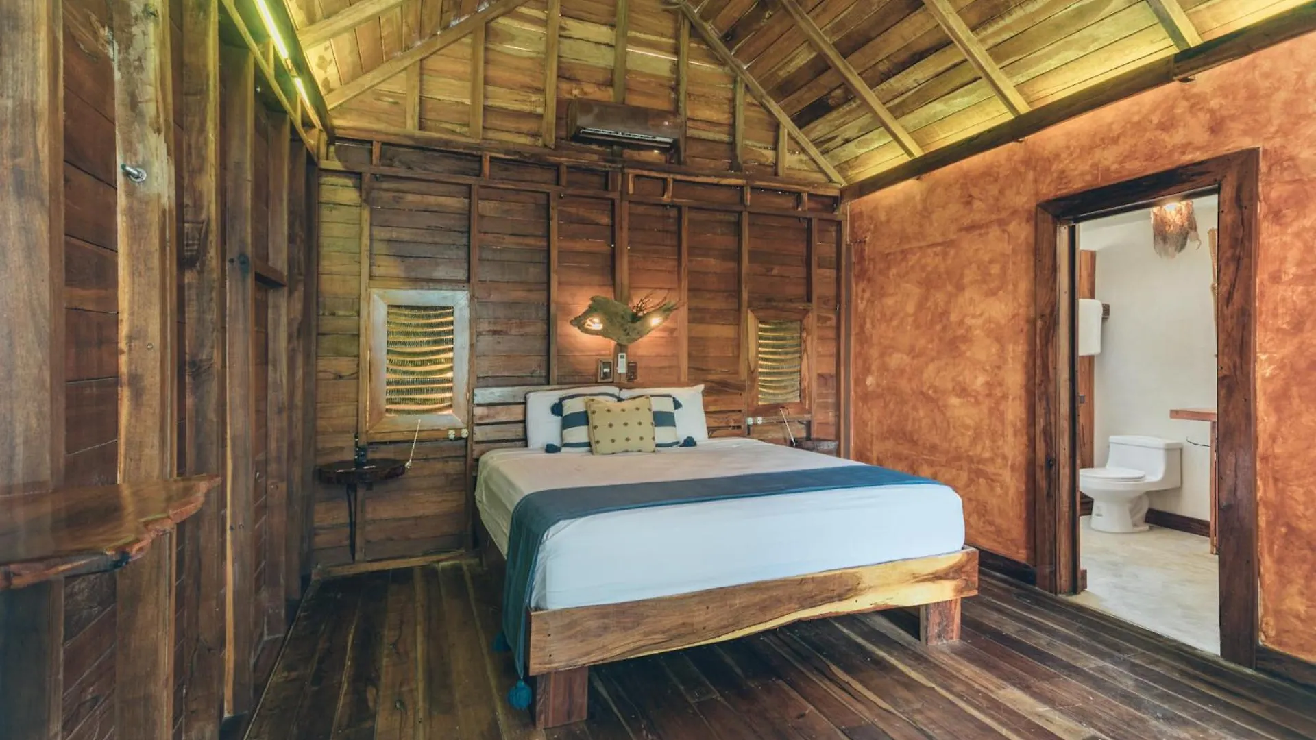 Embajada Universal By La Eufemia Group Huay Pix Hotel